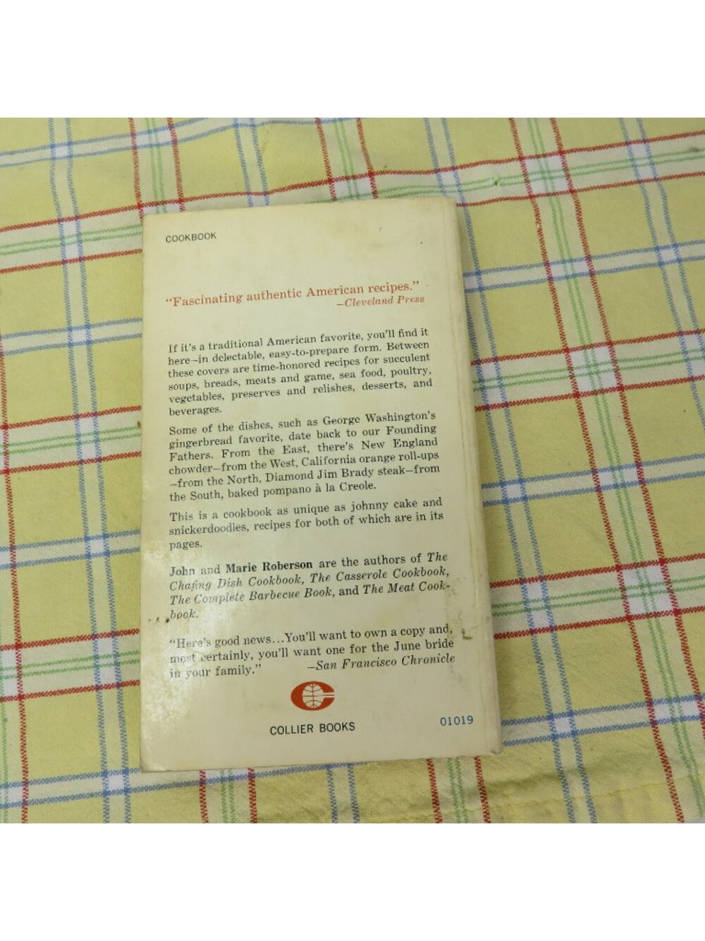 Famous American Recipes Cookbook John & Marie Roberson 1965 Collier PB 1st Ed - Picture 2 of 10